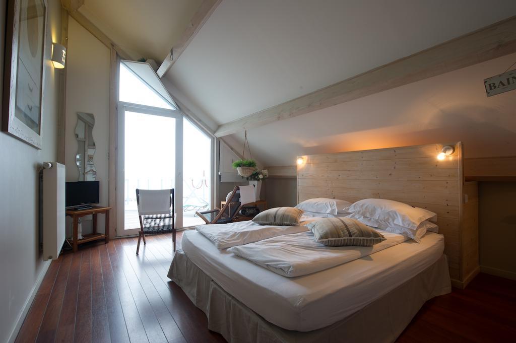 Villa Tremail - La Plage Au Pied De Votre Chambre Wimereux Bagian luar foto