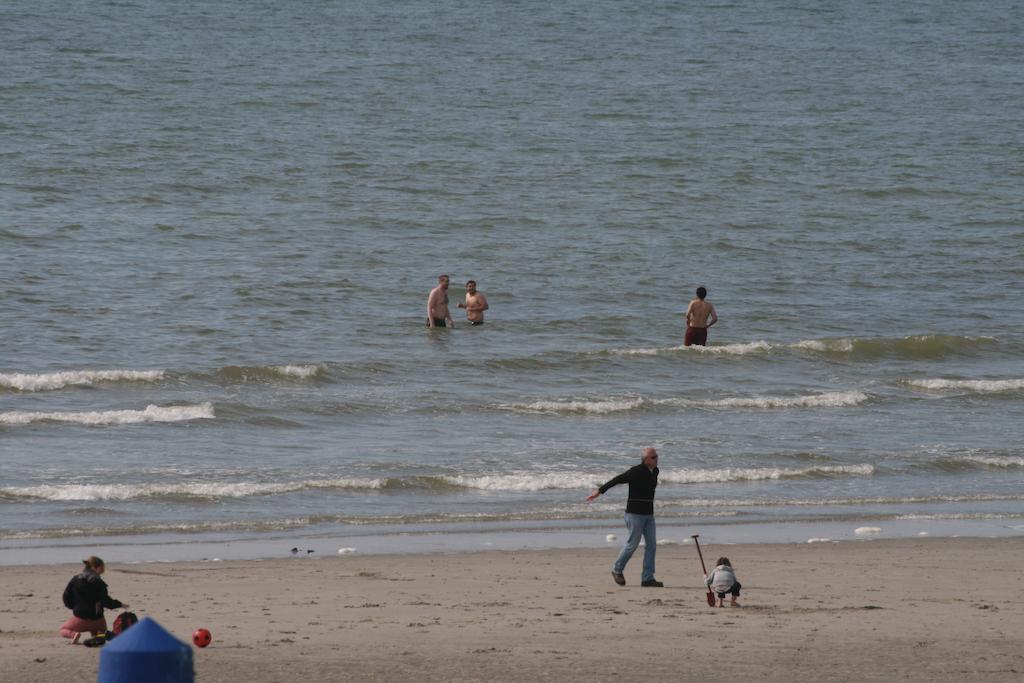 Villa Tremail - La Plage Au Pied De Votre Chambre Wimereux Bagian luar foto