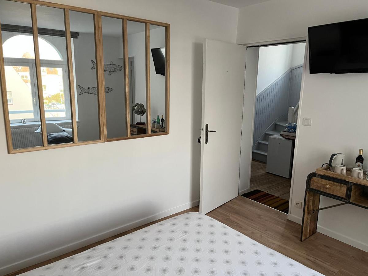 Villa Tremail - La Plage Au Pied De Votre Chambre Wimereux Bagian luar foto