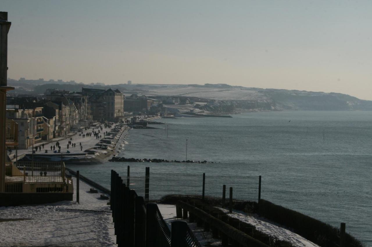 Villa Tremail - La Plage Au Pied De Votre Chambre Wimereux Bagian luar foto